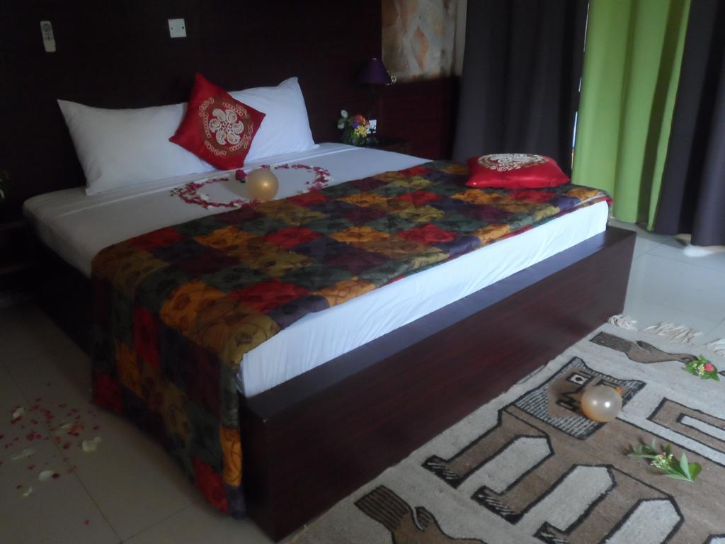 Legacy Tribe Beach Resort Prampram Extérieur photo